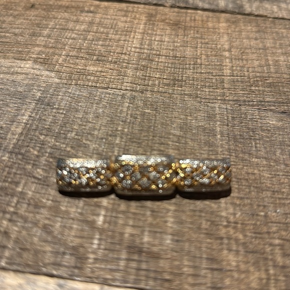 💰BOGO FREE Vintage Gold Tone Bar Pin Broach - Picture 2 of 6
